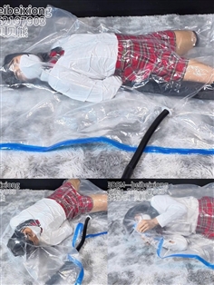 [Babe Bear] The little bear hasn't played with a vacuum bag for too long and has started floating again. This time, he will trick the little bear into the vacuum bag and bully it hard [Bear Life Series 3]