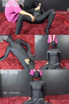 [Beibei Bear] Little Bear said that zentai is like his second skin, it is so comfortable to wear. It is easy to want it. If you want to be happy, you have to meet Beibei's 