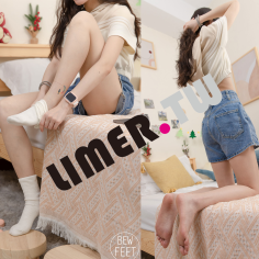 [Limerence]Yuan EP-4 Quiet and cute girlfriend style, I want to control the little feet with one hand 201P