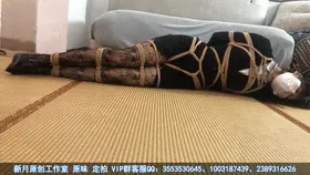 Fake Doctors and Real Patients [Part 1] [Crescent Moon] [Jiayi] Drama Films Fake Doctors and Real Patients [Part 1] The female leader was deceived by the fake doctor when she was seeing a doctor and was given rope treatment and was polarized. All the money was paid back.