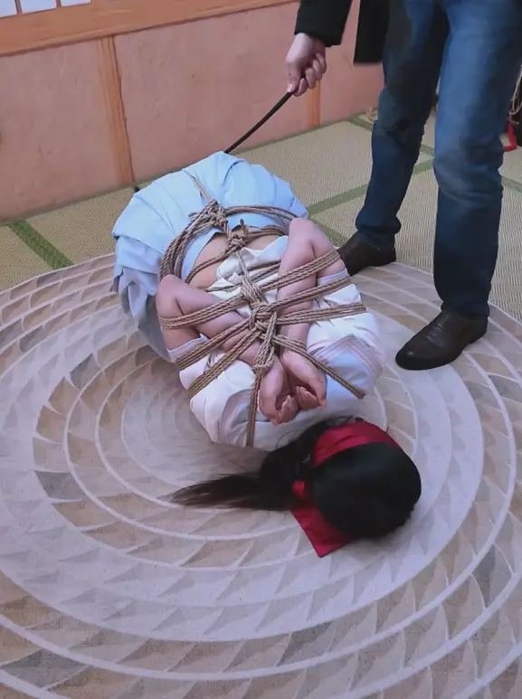 [Love with a Rope] After the experience, Lin Yue made a rope model